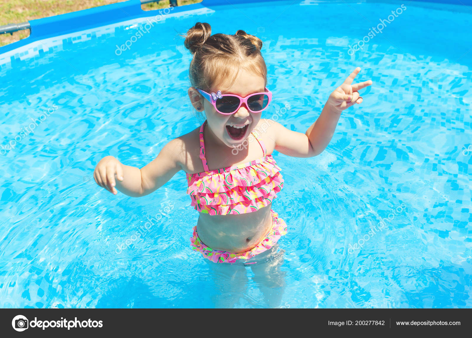 Lustige Bilder Baden Im Pool