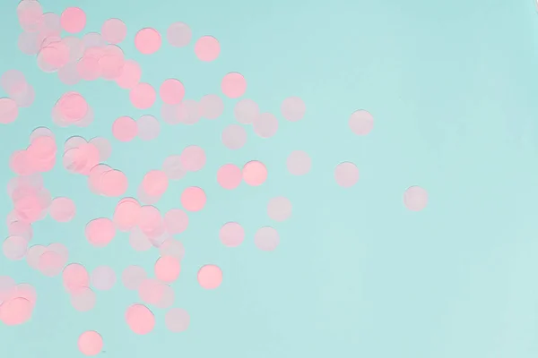 Roze Confetti Blauwe Achtergrond Holoday Backgroud Concept Bovenaanzicht Plat Lag — Stockfoto