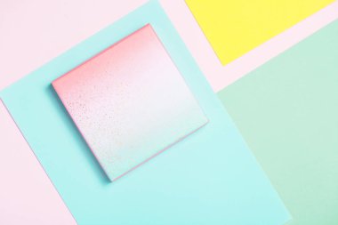 Yaratıcı çok renkli arka plan. Kağıt doku 90'lı stil arka plan.