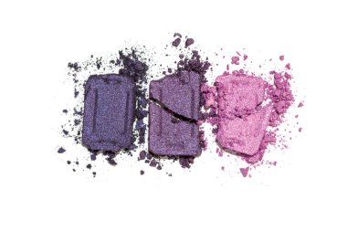 Pembe göz farı vuruşu beyaz arka planda izole edilmiş. Üst manzara, düz uzanma.