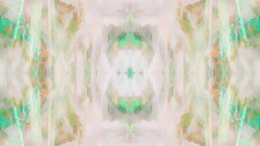 Eski boyanın dokusu ve alçı çatlakları arka planda.