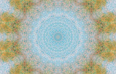 Eski boyanın dokusu ve alçı çatlakları arka planda.