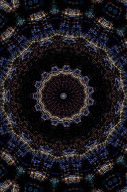 Eski boyanın dokusu ve alçı çatlakları arka planda.