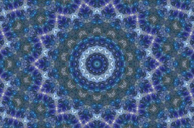 Eski boyanın dokusu ve alçı çatlakları arka planda.