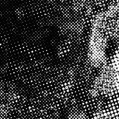 Eski boyanın dokusu ve alçı çatlakları arka planda.