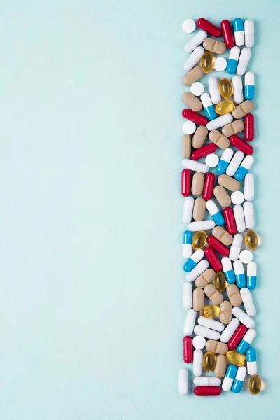 Lσkemedel Bakgrund Färgglada Mediciner Piller Tabletter Och Kapslar Utspridda Medicinska — Stockfoto