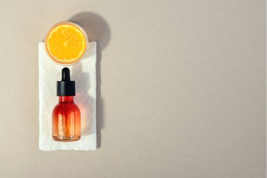 C vitamini ile doğal kozmetik. Cilt güzellik sağlık konsepti. Biyo organik ürün. Sağlıklı arka plan.