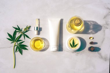Kozmetik CBD yağı. Esrar yağlı kozmetik ürünleri, tentür düzlüğü