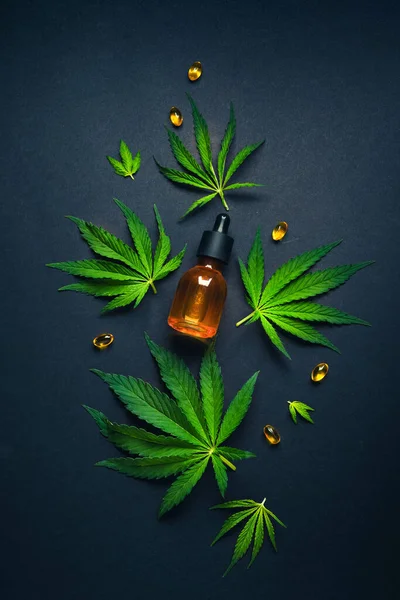 Medicinsk Cbd Olja Svart Trendig Bakgrund Med Cannabisblad Begreppet Medicinsk — Stockfoto