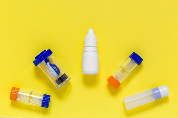 Göz damlaları, kaplar, lensler, camlar, sıvılar, göz damlaları, göz damlaları