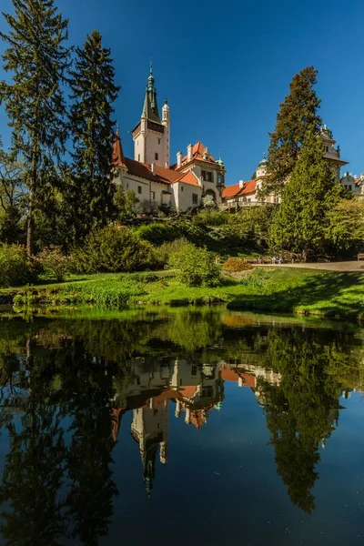 Pruhonice Çek Cumhuriyeti Nisan 2019 Ünlü Romantik Pruhonice Kalesinin Manzara — Stok fotoğraf