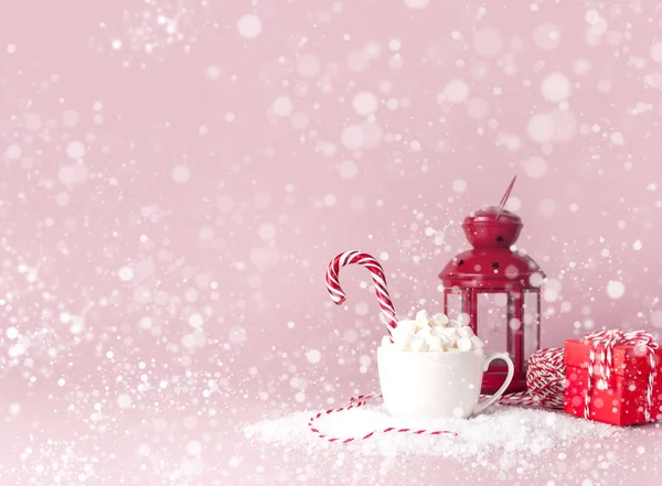 White Mug Marshmallows Candy Cane Gifts Boxes Christmas New Year — Stock Photo, Image