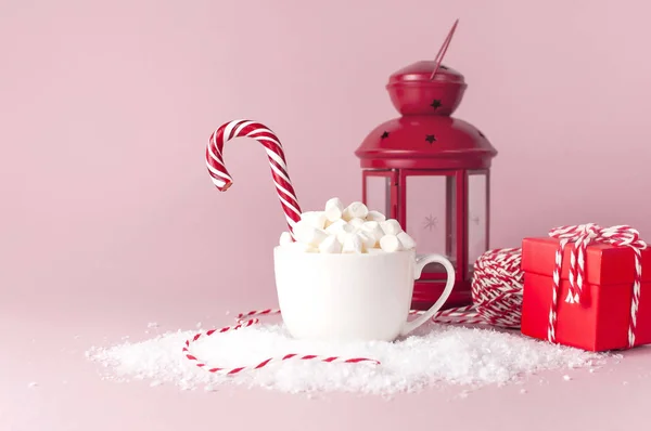 White Mug Marshmallows Candy Cane Gifts Boxes Christmas New Year — Stock Photo, Image