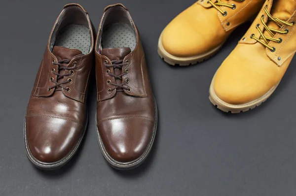 Sapatos Masculinos Couro Marrom Clássico Botas Trabalho Masculinas Amarelas Nubuck — Fotografia de Stock