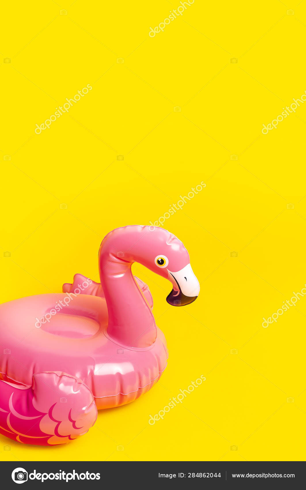 mini flamingo float
