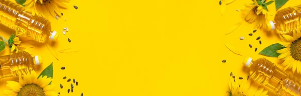 Пластикові Пляшки Соняшниковою Олією Свіжі Жовті Соняшники Насіння Соняшнику Жовтому — стокове фото
