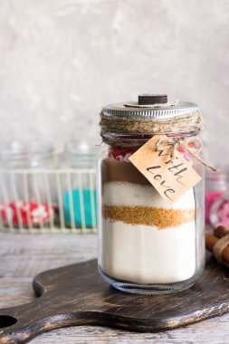 Sevgililer günü için bankada yazıt 