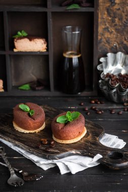 Çikolata ve kahve çekirdeği kek