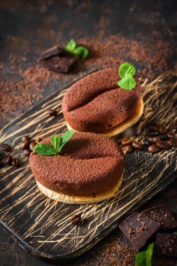 Çikolata ve kahve çekirdeği kek