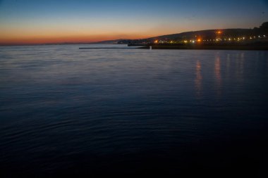 Akşam tren ile Southend iskele