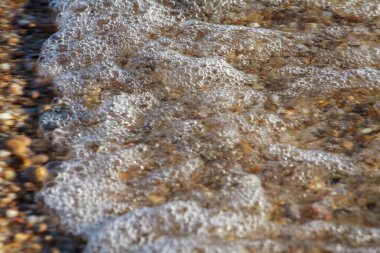 sahilde deniz çakıl renkli granit