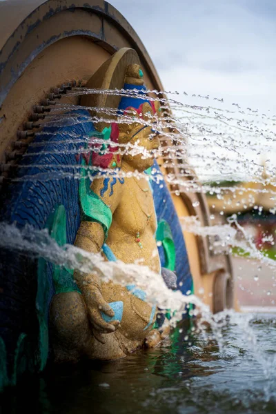 Elista Russia Agosto 2018 Dimora Oro Del Tempio Buddha Shakyamuni — Foto Stock