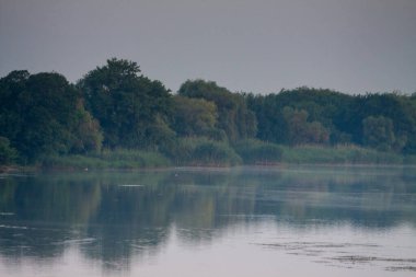 Sabah erkenden nehirde