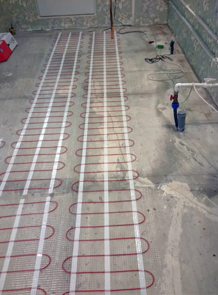 Electric floor heating system installation