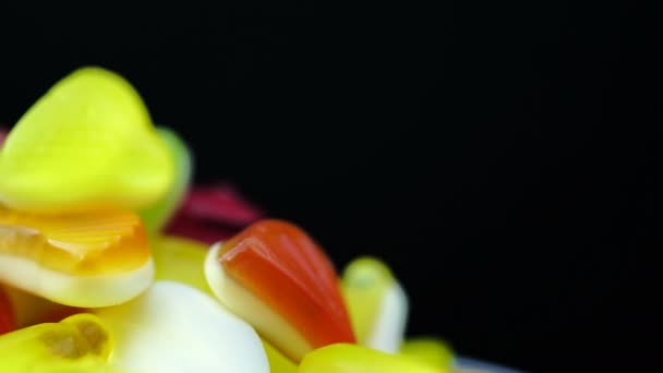 영상의 밝은 맛 있는 다채로운 마멀레이드 젤리 사탕 회전 — 비디오