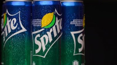 Samara, Rusya Federasyonu - 22 Temmuz 2018 Sprite siyah arka plan üzerine döndürmek.
