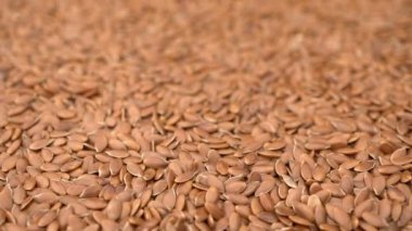 arka plan dönen birçok keten tohumu