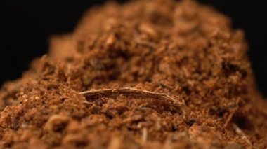 Görüntüleri toz Harissa baharat döndürmek arka plan.