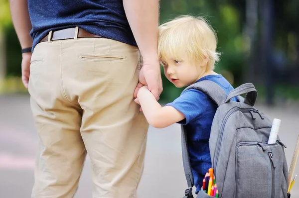 Back School Concept Little Pupil His Father First Day Primary — Stock Photo, Image