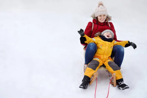 Little Boy Mother Sliding Park Snowfall Outdoor Winter Activities Family — Stock Photo, Image