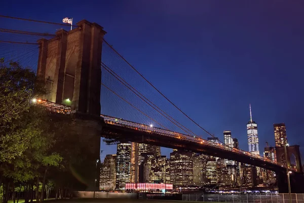 Skyscrapers Manhattan Brooklyn Bridge Dusk Famous Bridge Postcard View Ney — Stock Photo, Image