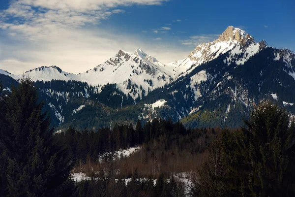 Superbe Vue Hivernale Enneigée Téléphérique Zugspitze Sur Lac Gelé Eibsee — Photo