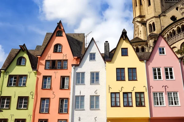 Beroemde huizen van de vismarkt in de oude stad van Keulen, Duitsland — Stockfoto