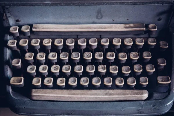 古いヴィンテージ タイプライターを Cose — ストック写真