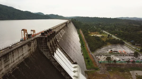 ナコンラチャシマ Nayok プラカン チョン ダムの空撮 — ストック写真