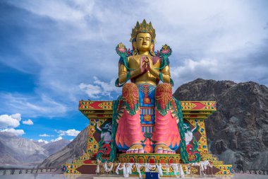 Ladakh,Hindistan'daki Buddha Resmi Heykeli