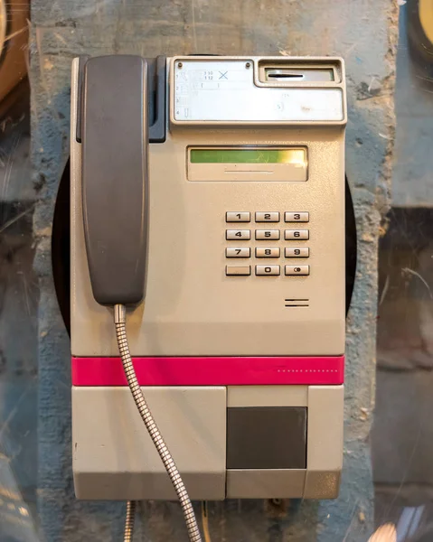 Vintage telephones on the table — Stock Photo, Image