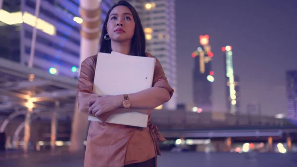 Beautiful Young Asian Woman Walking Night City Streets — Stock Photo, Image