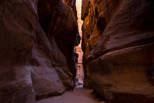 Siq Entrada Estreita Slot Canyon Para Petra Jordânia — Fotografia de Stock