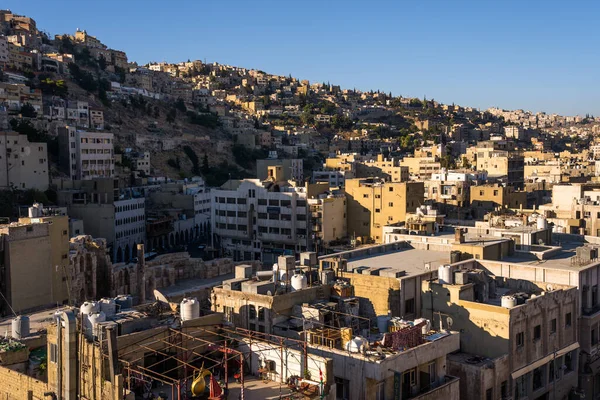 ヨルダンの首都アンマン市の空中風景 — ストック写真