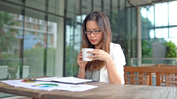 Asian Woman Working Home Coronavirus Covid Quarantine — Stock Photo, Image