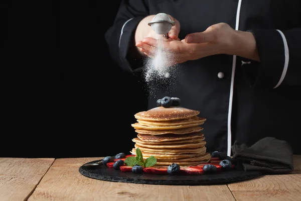Serving Pancakes Powdered Sugar Berries Chef Woman Hand Beautiful Food — Stock Photo, Image