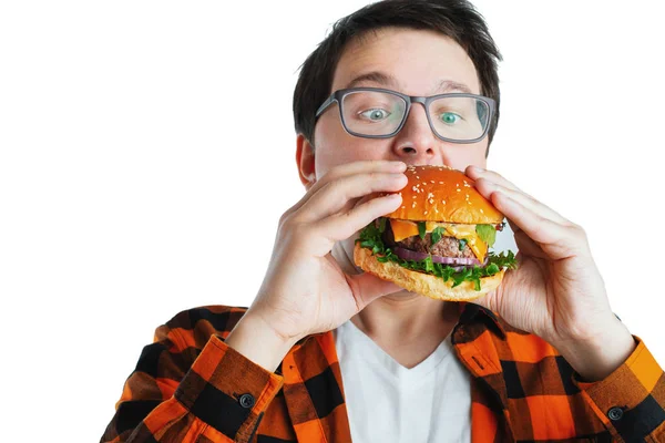 Ragazzo Con Gli Occhiali Con Hamburger Fresco Uno Studente Molto — Foto Stock