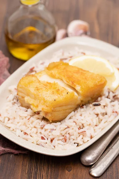 Fried Cod Fish Rice Dish — Stock Photo, Image