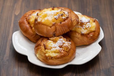 Cevizli Pao de Deus Portekizce tatlılar