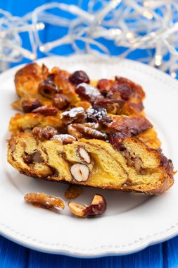 geleneksel Portekizli Noel kek bolo de rainha